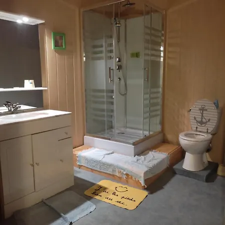 Confort B-b Et Restaurant Les Colombes 3*