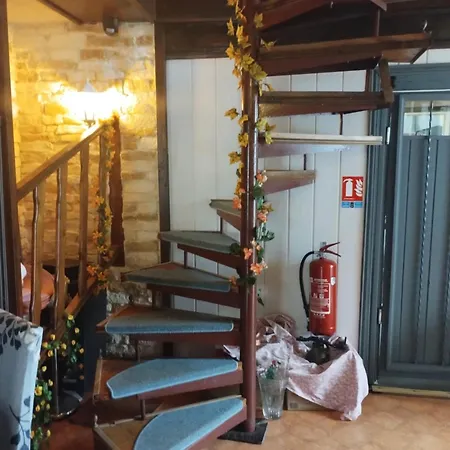 Nocleg ze śniadaniem Confort B-b Et Restaurant Les Colombes